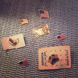 American flag pin set